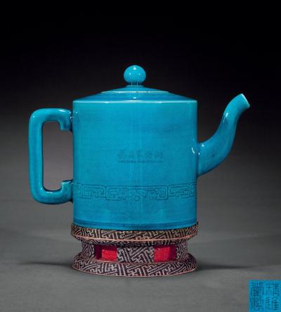清道光 孔雀蓝釉茶壶