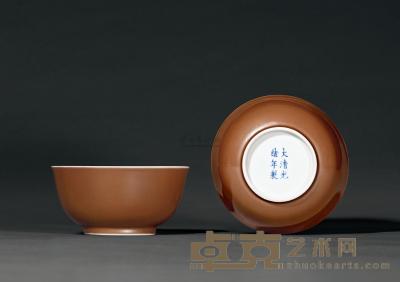 清光绪 酱釉碗 （一对） 直径12.6cm