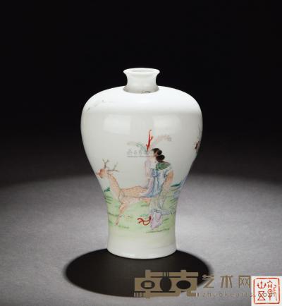 民国 粉彩人物纹梅瓶 高16.5cm