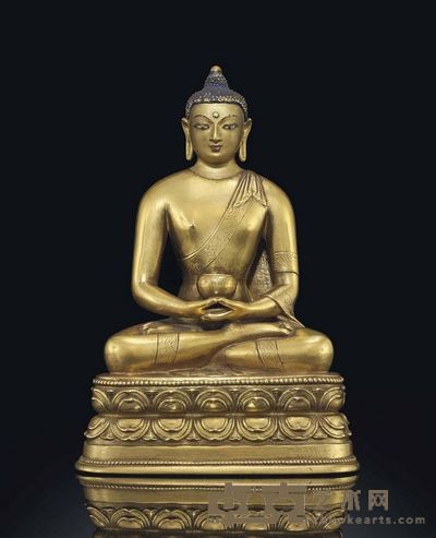 MONGOLIA，ZANAZABAR SCHOOL，18TH CENTURY A GILT-BRONZE FIGURE OF BUDDHA 高20cm