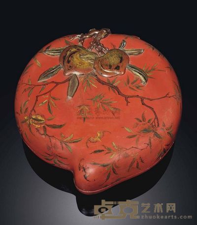 18TH CENTURY A LARGE PEACH-FORM LACQUER BOX AND COVER 宽47.8cm