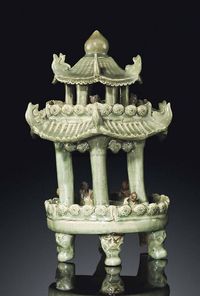 MING DYNASTY，15TH CENTURY A RARE LARGE LONGQUAN CELADON MODEL OF A PAGODA