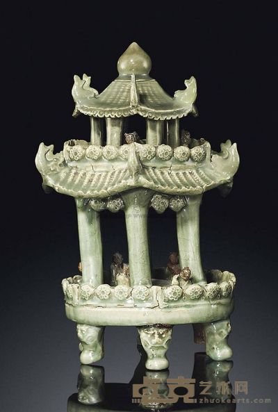 MING DYNASTY，15TH CENTURY A RARE LARGE LONGQUAN CELADON MODEL OF A PAGODA 高37cm