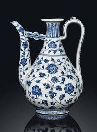 YONGLE PERIOD （1403-1425） A RARE EARLY MING BLUE AND WHITE EWER