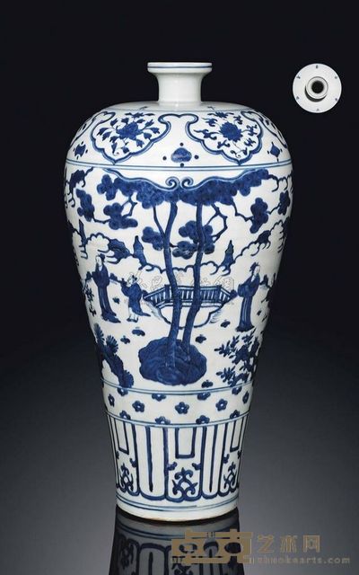 A LARGE BLUE AND WHITE VASE，MEIPING 高52cm