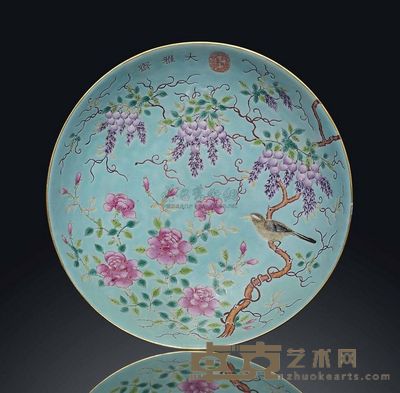 TONGZHI/EARLY GUANGXU PERIOD （1862-1908） A FAMILLE ROSE TURQUOISE-GROUND DISH 直径22cm