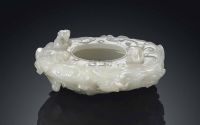 18TH/19TH CENTURY A SMALL WHITE JADE BRUSH WASHER