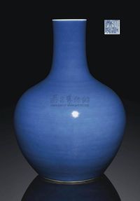 A SACRIFICIAL BLUE-GLAZED VASE，TIANQIUPING