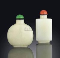 18TH/19TH CENTURY TWO WHITE JADE SNUFF BOTTLES