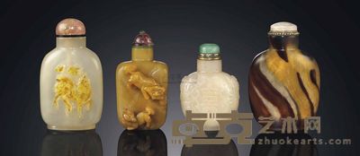 18TH/19TH CENTURY A GROUP OF FOUR AGATE SNUFF BOTTLES 高7.8cm