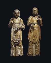 MING DYNASTY，17TH CENTURY TWO GILT LACQUERED FIGURES OF BODHISATTVAS