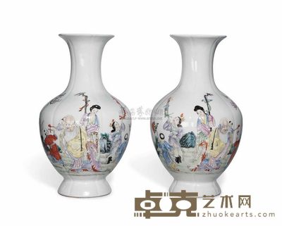 20TH CENTURY A LARGE PAIR OF FAMILLE ROSE‘BOY’VASES 直径37.5cm