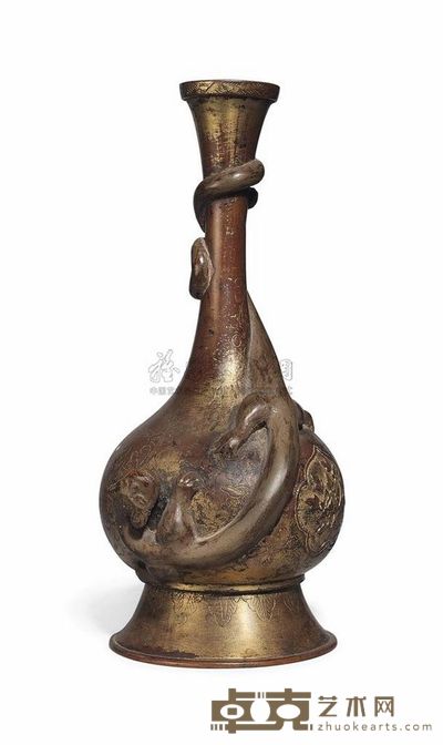 17TH/18TH CENTURY A PARCEL-GILT BRONZE BOTTLE VASE 直径17.2cm