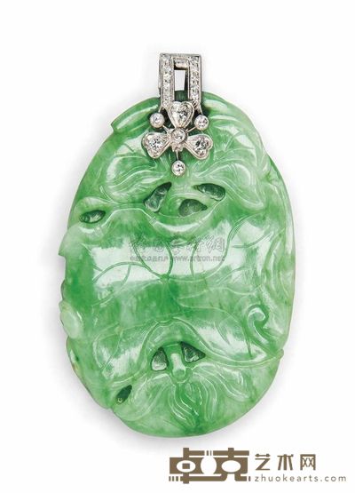 A JADEITE PENDANT WITH DIAMOND MOUNTS 