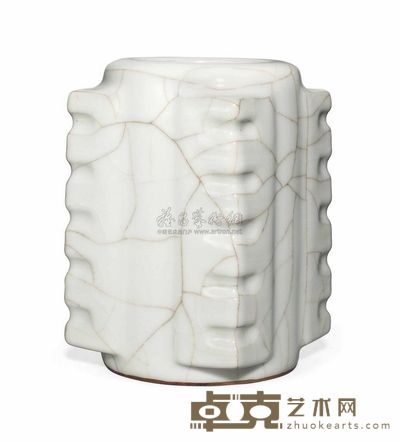 19TH/20TH CENTURY A GUAN-TYPE GLAZED VASE，CONG 直径19cm