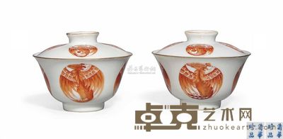 A PAIR OF IRON-RED‘PHOENIX’BOWLS AND COVERS 直径10.5cm