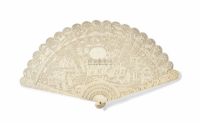 MID-19TH CENTURY A CARVED AND PIERCED IVORY BRISé FAN WITH A VACANT OVAL CARTOUCHE