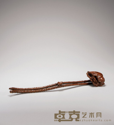 清·黄杨木雕荷蟹如意 长：36.4cm