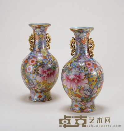 清·粉彩百花瓶一对 高：23.2cm