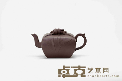 壶痴款印包壶 宽：18厘米  高：9厘米
