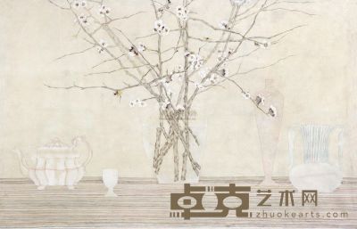 高茜 2001年作 条纹桌布和白色花瓶 43×66cm