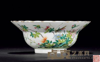 清道光 粉彩花蝶纹折腰碗 口径17.7cm;高6.8cm