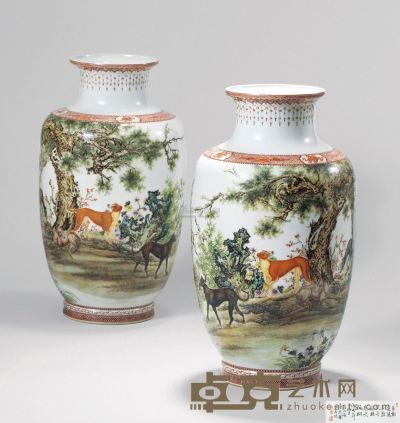 汪以俊 粉彩「十犬图」瓷瓶 （一对） 高39.8cm×2