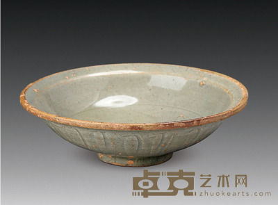 影青釉暗刻花撇口碗 口径:16.9cm 底径:5.6cm 高:4.9cm