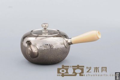 石黑光南二世造 搥目纹象牙侧把银壶 高7cm