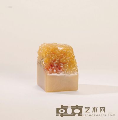 鲎箕石群螭戏珠钮章 7.2×5.5×5.6cm