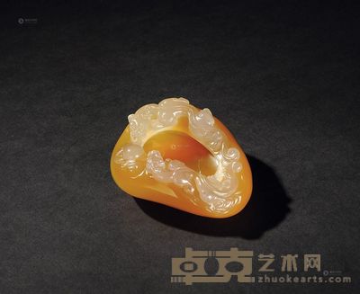 双螭戏珠 玉髓水洗 3×7.4×6cm