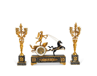 法国路易十六铜鎏金钟马车连烛台（3件）