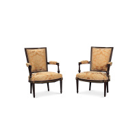 法国路易十六扶手椅带铜配件（2件）