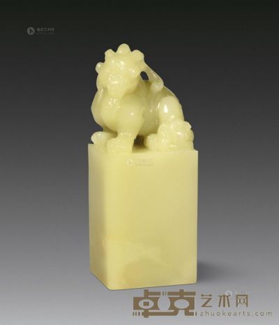 封门青瑞兽钮章 2.2×1.8×5.6cm