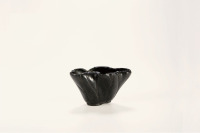 明·黑石雕荷叶形茶杯