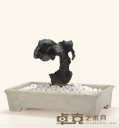 清·英石山子摆件及白石盆 山子高：18cm 盆长：28cm 盆宽：16cm