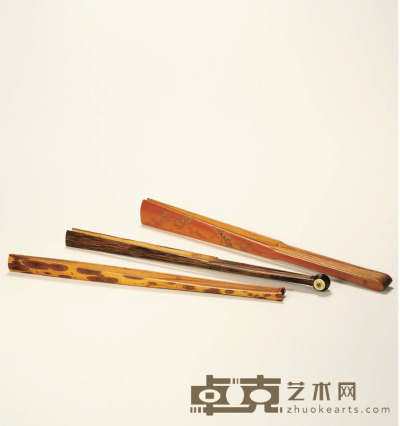民国·竹雕扇骨三件 3.长：31.8cm 数量：3件
