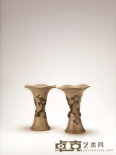 清·段泥花觚一对 22×15.5cm;22×15.5cm