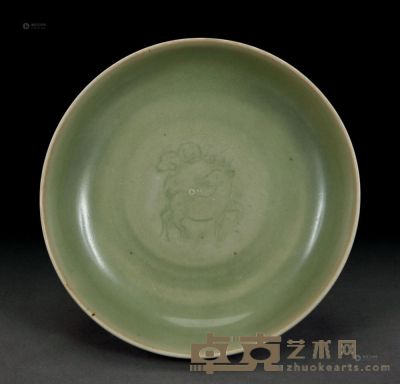 明 龙泉暗刻盘 直径19cm