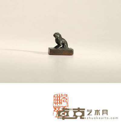 明·瑞兽钮铜印 3.4×2.2×3.1cm