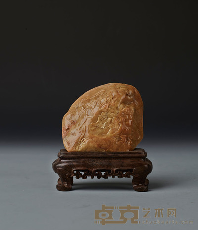 昌化田黄石《山水人物》印章摆件 (228克)
