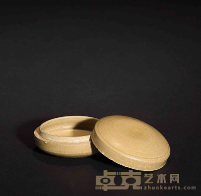 越窑青釉粉盒 直径8.3cm 高5.3cm