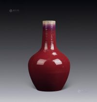 清中期 霁红釉天球瓶