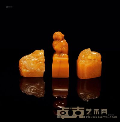 田黄圆雕兽钮印 （三枚一组） 尺寸不一