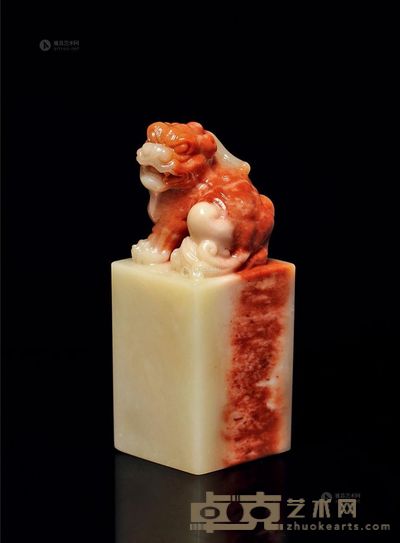 芙蓉石圆雕狻猊钮印 3.1×3×7.8cm