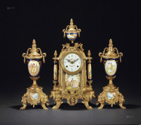 19世纪 铜铜鎏金开光人物座钟 （一套）