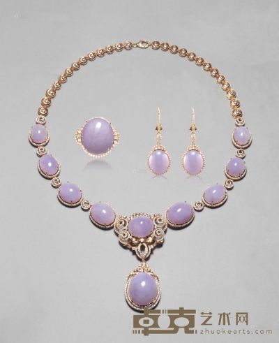 天然紫翡翠配钻石项链、吊耳环及戒指套装 