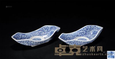清乾隆 青花淡描福寿吉庆纹茶船 （一对） 16×8cm
