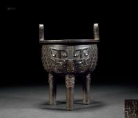 清早期 铜兽面纹三足鼎