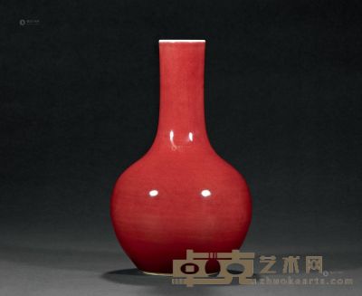 清乾隆 霁红釉天球瓶 高28cm